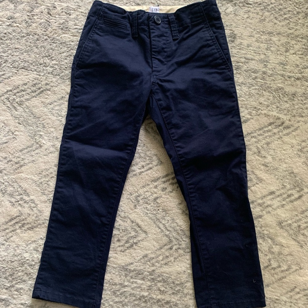 GAP Boys navy blue chino pant - size 5